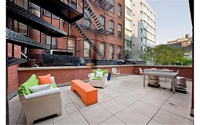 Sold by Douglas Elliman | media 31