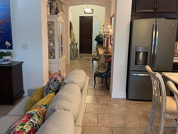 5th image of 1052 Bradberry Dr