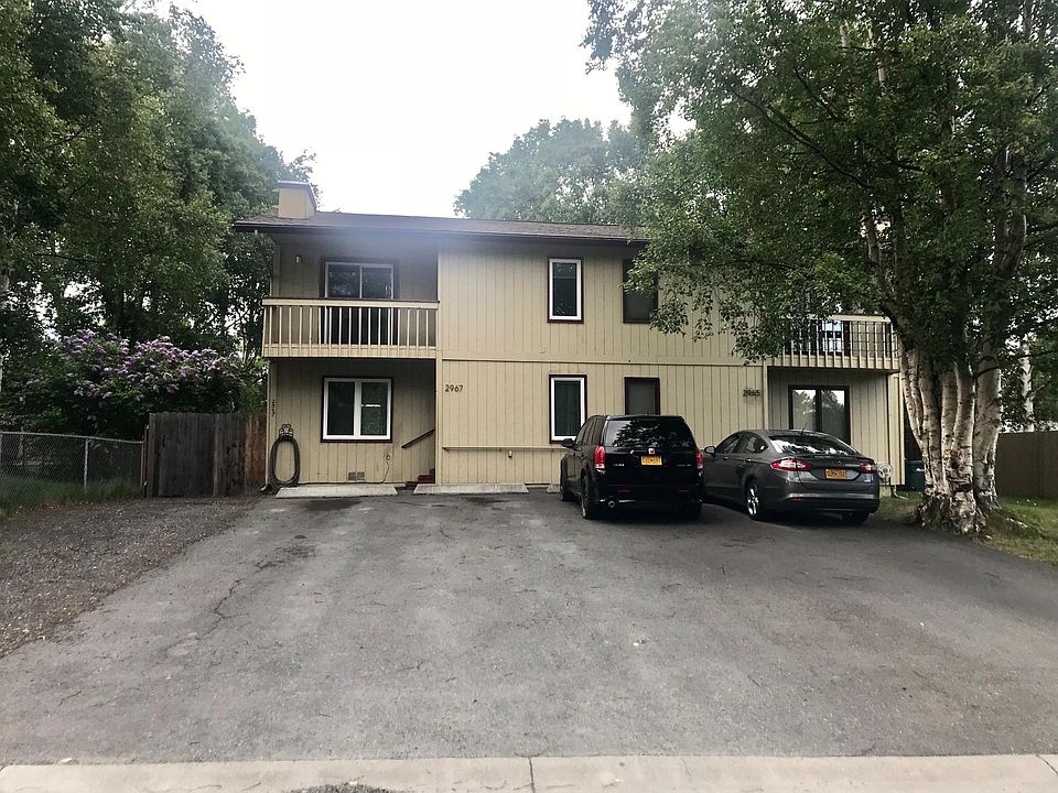 Front of the house 