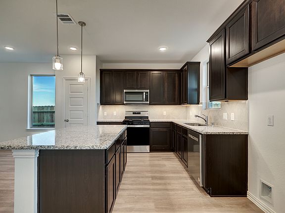 5th image of 2418 Table Rock Dr