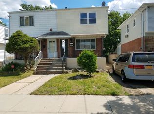 25708 149th Ave, Rosedale, NY 11422