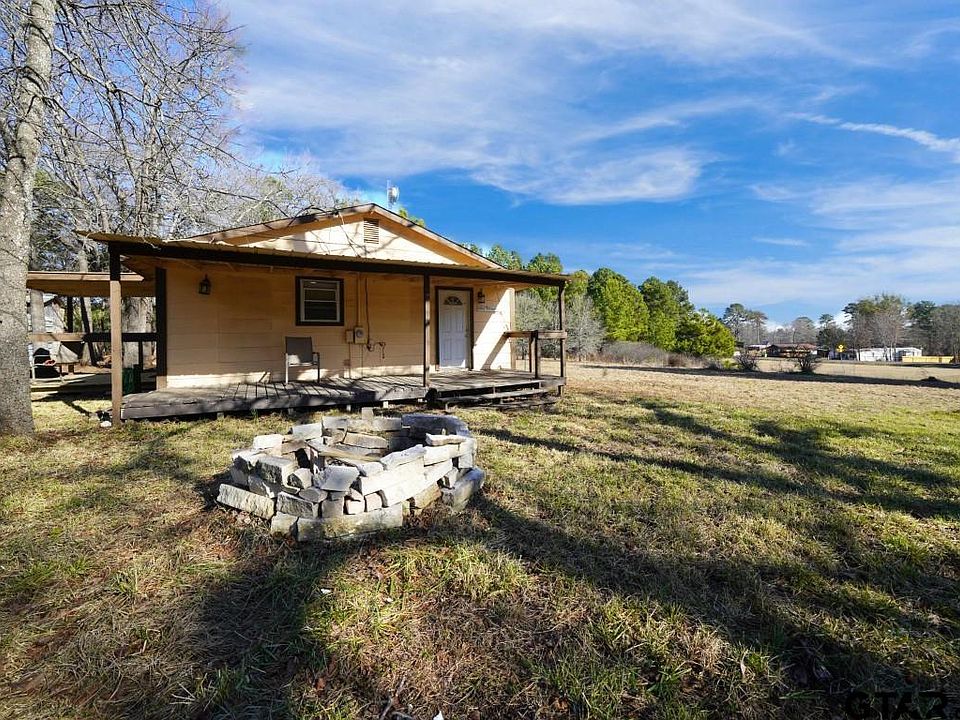 1st image of 4541 Woodridge West Dr