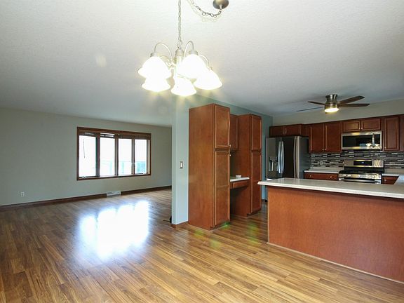 4th image of 5358 Clayton Dr