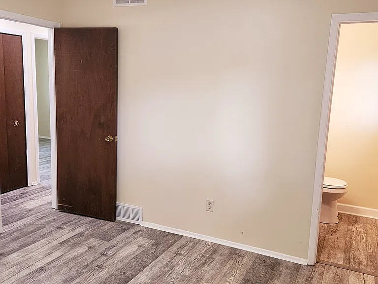 6680 Duneden Ave — Photo 11