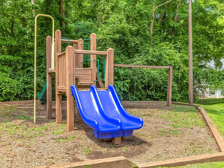 7916 Harris Hill Ln — Photo 25
