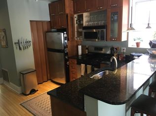 1536 W Henderson St APT 3, Chicago, IL 60657