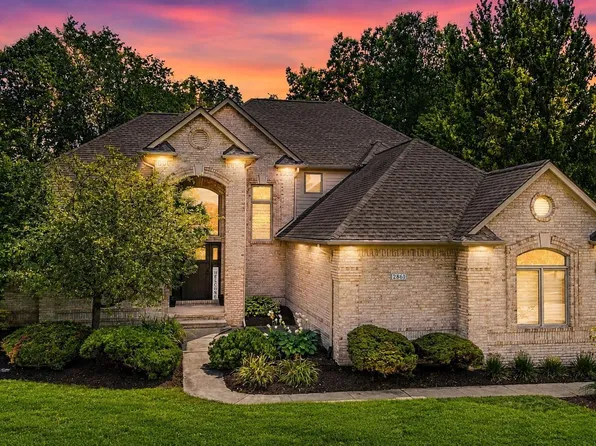 2861 Plymouth Dr, Shelby Township, MI 48316