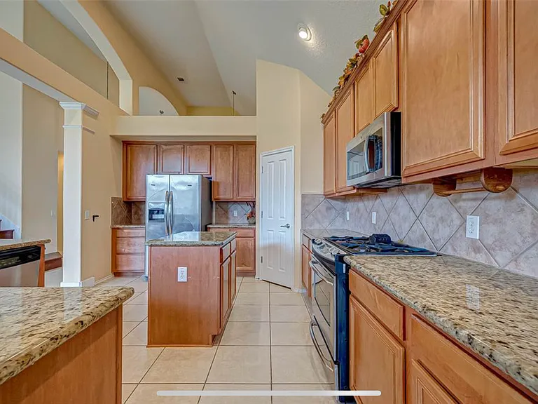 26031 Crestford Park Ln — Photo 8