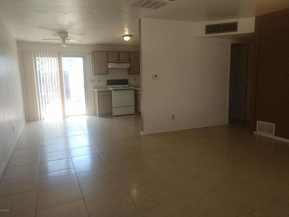 3rd image of 2641 N Dodge Blvd