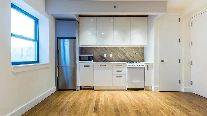 Rented by Nooklyn NYC LLC | media 61