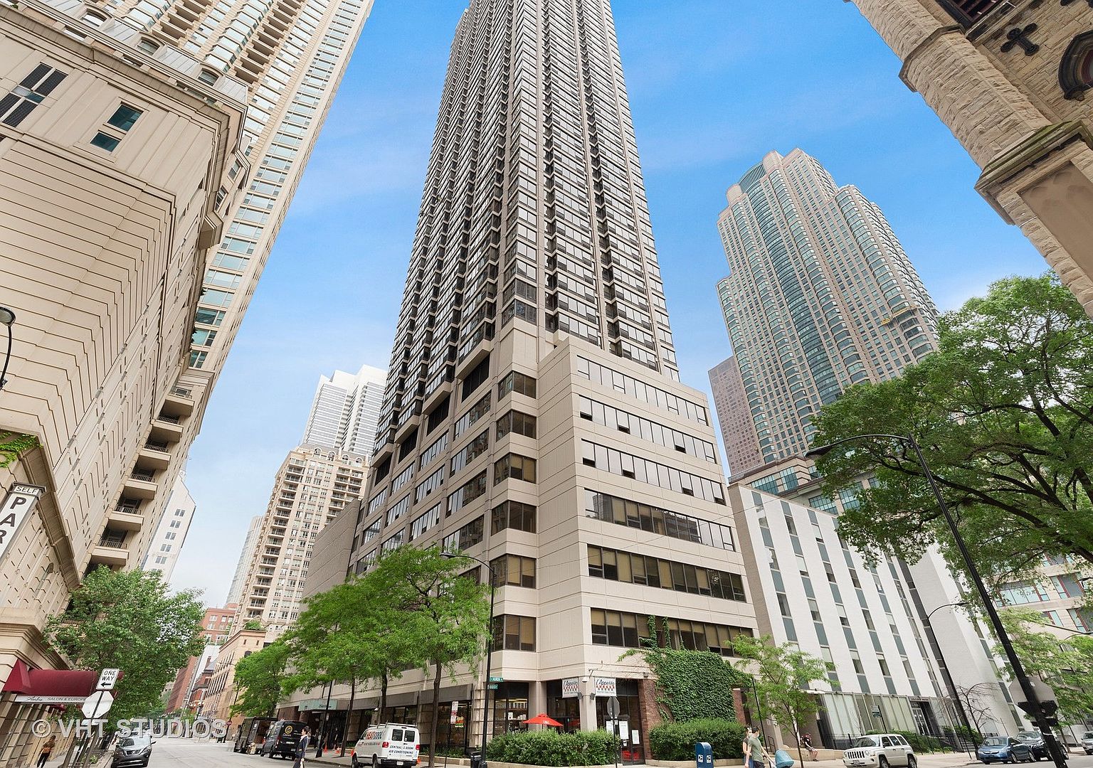 30 E Huron St APT 2203, Chicago, IL 60611 | Zillow