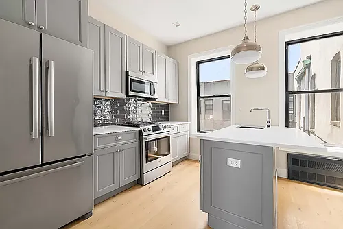 1155 Dean St #2A Photo 1