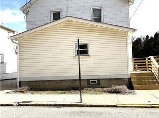 320 Main St, New Kensington, PA 15068