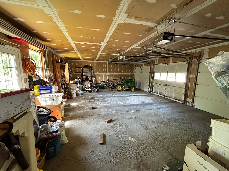 296 N Birchwood Dr #1 — Photo 37