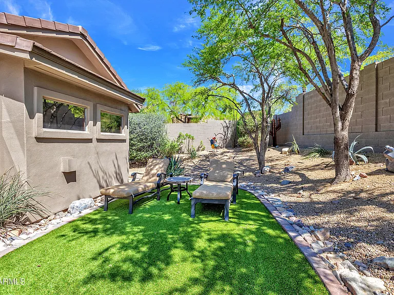 10655 E Acacia Dr — Photo 38
