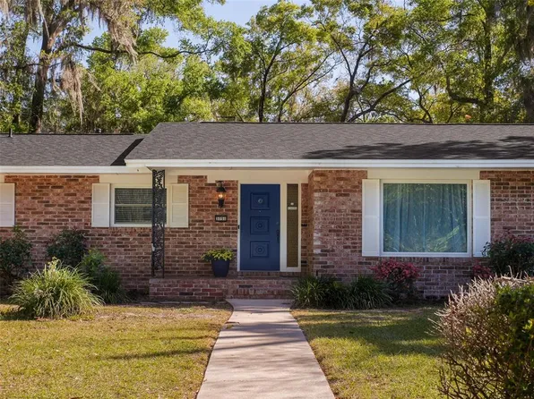 3751 NW 16th Pl, Gainesville, FL 32605