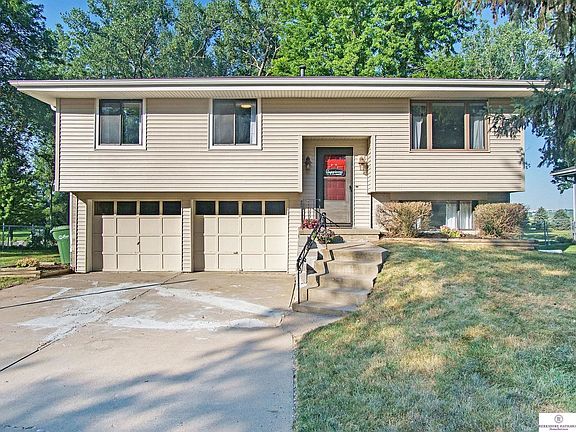 2nd image of 4657 Schroeder Dr