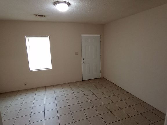 4th image of 2118 Jemison Ave #A