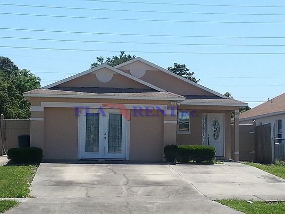 2nd image of 319 English Oak Ct