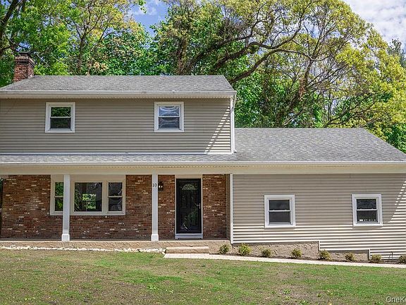 2nd image of 10 Tudor Drive
