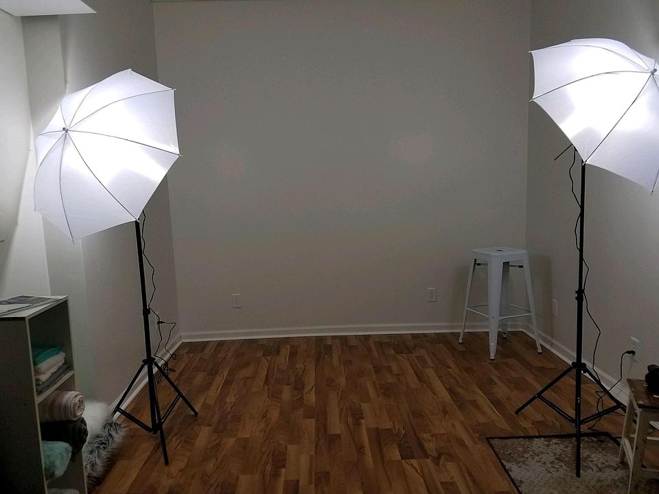 2nd image of 318 Center St #F