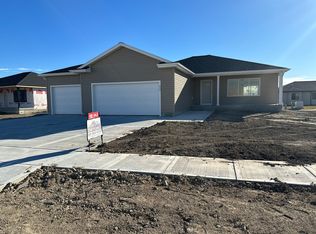 612 Rittenhouse St, Hastings, NE 68901