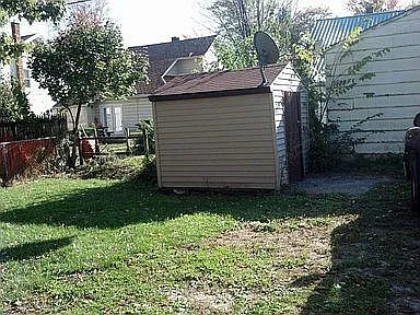 119 Garfield Ave — Photo 4