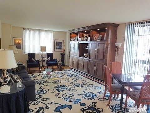 1st image of 27110 Grand Central Pkwy APT 23N