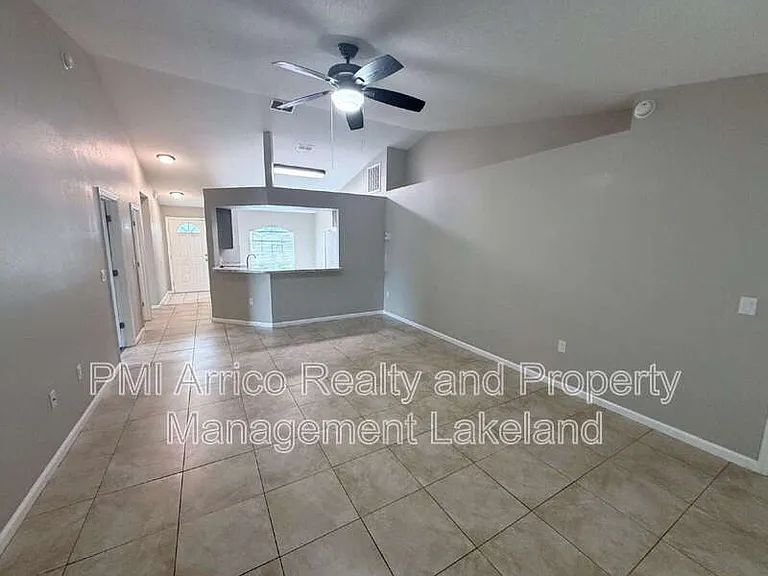 3670 Country Ln — Photo 3