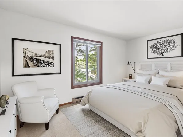 Morgie Associates LLC (Dousman Apartments)