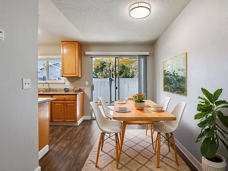 Westwood Apartments — Photo 2