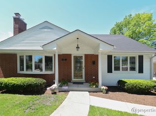 788 S Parkside Ave, Elmhurst, IL 60126