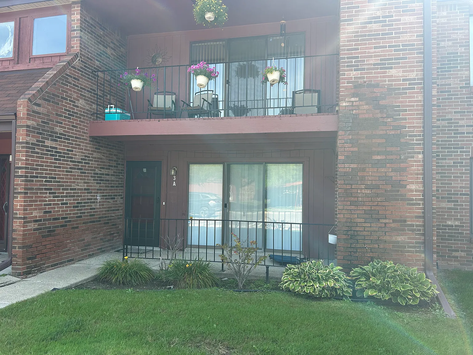 2 bed, 1300 sqft, $1,400 — Photo 1