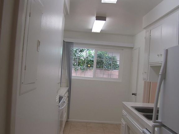 5th image of 1111 S Corning St APT 103