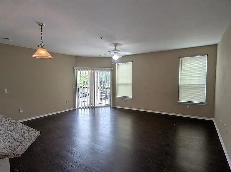 2000 Erving Cir #6202 — Photo 3