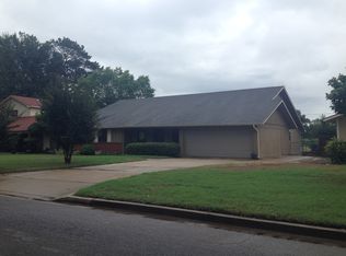 904 South St, Cleveland, MS 38732