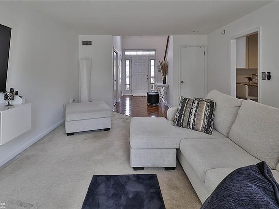 4th image of 3628 Brandford Ct