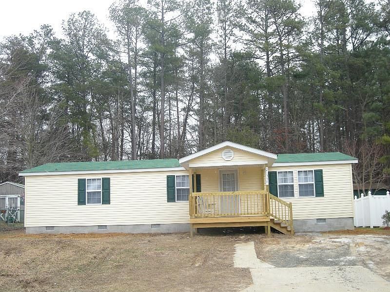 1st image of 21558 Forest Run Dr