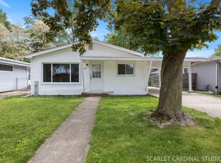 569 S Park Rd, Lombard, IL 60148