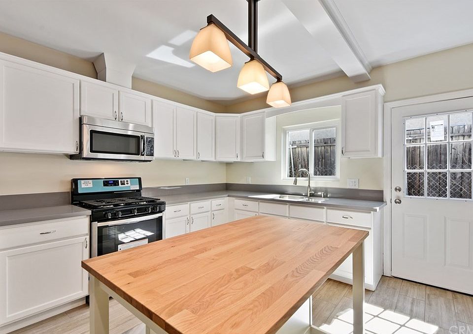 1st image of 1563 W 224th St