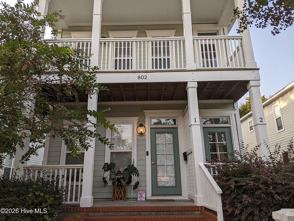 1st image of 802 Nixon St #2