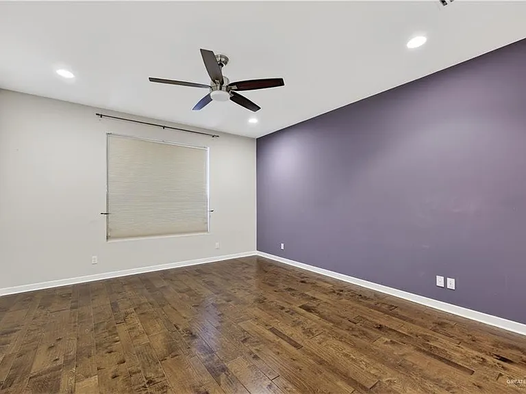 1444 Ozark Ave — Photo 16