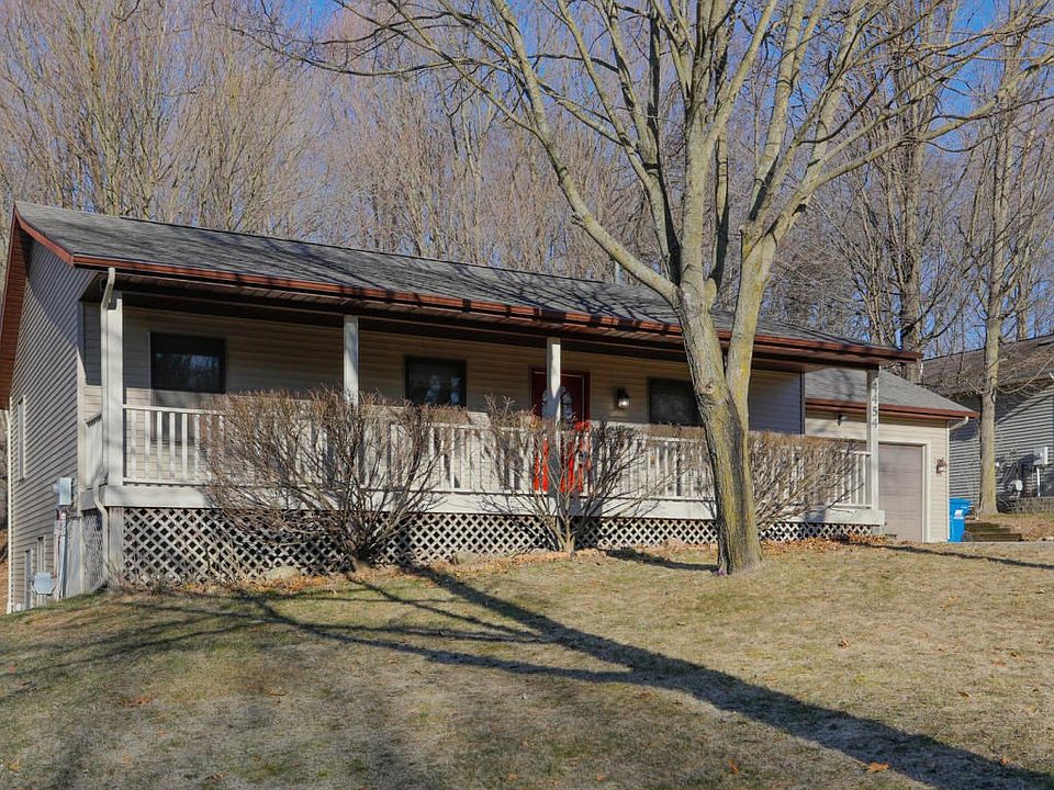 4454 Olde Forest Dr-101