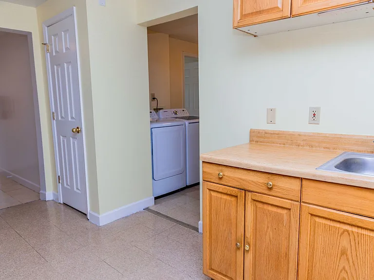 2301 Judge Ln — Photo 5