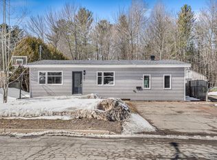 141 Boulevard Richelieu, Lachute, QC J8H 2S3