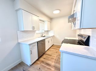 6158 N Fresno St #101, Fresno, CA 93710