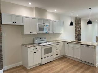 1829 6th Ave APT 2, Watervliet, NY 12189