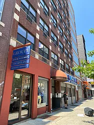 Rented by R New York