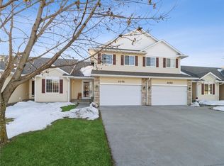 6086 Sheffield Cir, Johnston, IA 50131