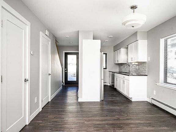 5th image of 1631 E 4th St #1